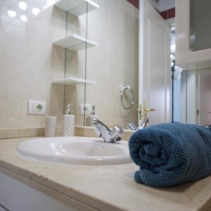 cozy-apartment-with-garden (20)