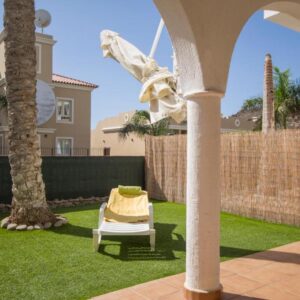 cozy-apartment-with-garden (27)